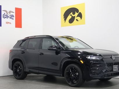 New 2025 Volkswagen Tiguan SE R-Line