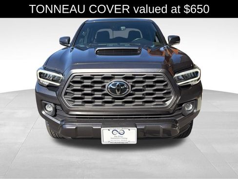 Used 2023 Toyota Tacoma TRD Sport AWD/4WD image 2