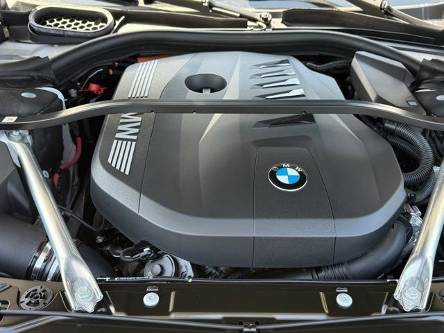 Used 2026 BMW 750e xDrive AWD/4WD image 66