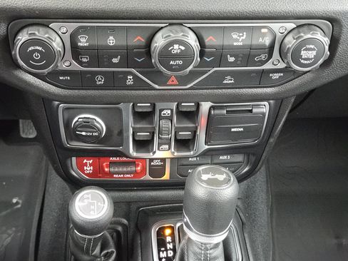 New 2026 Jeep Wrangler Unlimited Sport AWD/4WD image 17