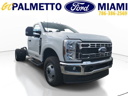 New 2024 Ford F350 XL w/ XL Chrome Package image 16