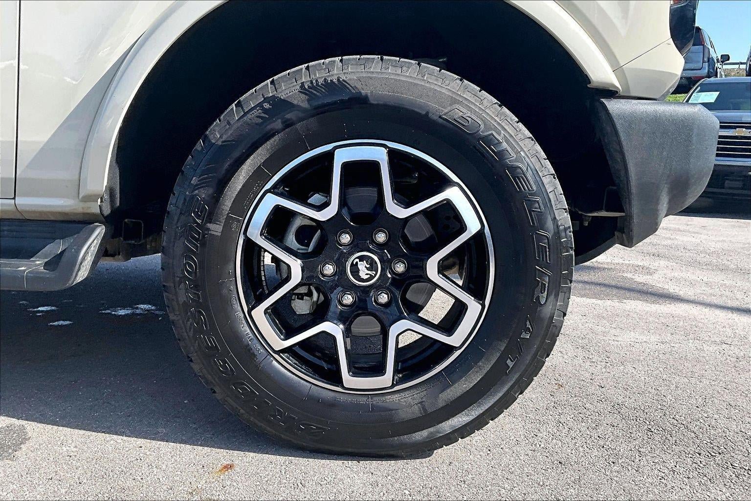 Used 2026 Ford Bronco Outer Banks AWD/4WD image 8