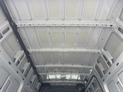 New 2025 Mercedes-Benz Sprinter 2500 image 12