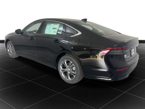 New 2026 Honda Accord EX-L image 3
