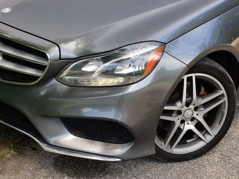 Used 2016 Mercedes-Benz E 350 E 350 4MATIC Sedan 4D image 27