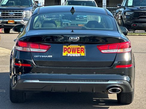 Used 2020 Kia Optima LX FWD image 5