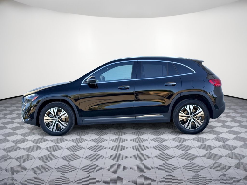 Certified 2025 Mercedes-Benz GLA 250 image 2