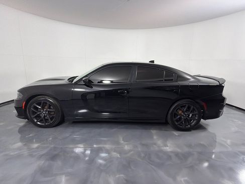 Used 2020 Dodge Charger R/T w/ Blacktop Package RWD image 8