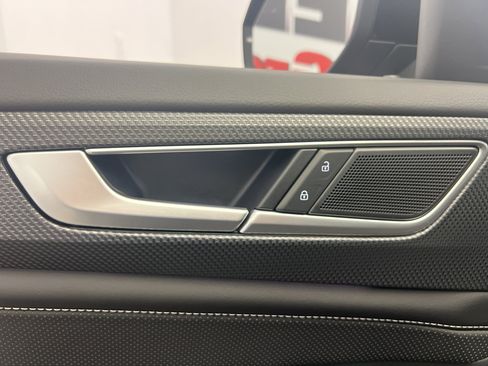 New 2026 Volkswagen Atlas Cross Sport SEL R-Line image 11