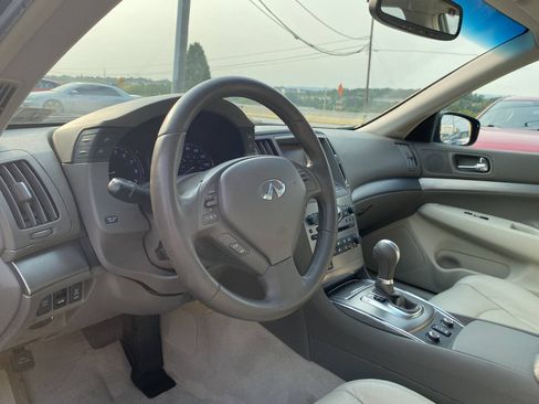 Used 2010 INFINITI G37 x Sedan w/ Premium Pkg AWD/4WD image 11