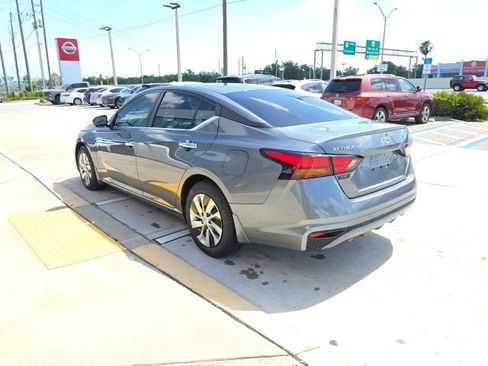 Used 2021 Nissan Altima 2.5 S FWD image 6