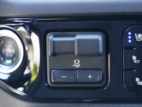 Certified 2024 Chevrolet Silverado 1500 ZR2 w/ ZR2 Bison Edition image 31