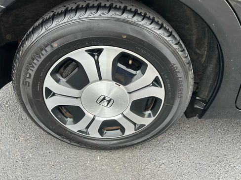 Used 2014 Honda Civic Hybrid Sedan image 30