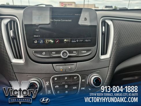 Used 2024 Chevrolet Malibu LT FWD image 15