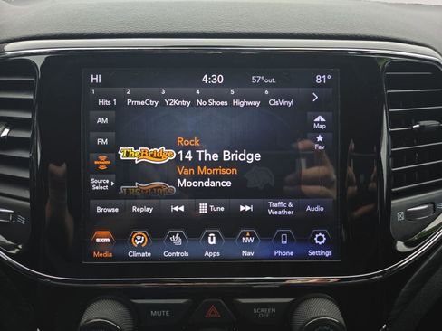 Used 2020 Jeep Grand Cherokee Altitude AWD/4WD image 18
