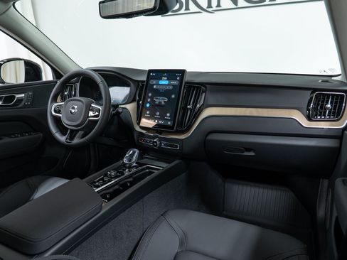 New 2026 Volvo XC60 B5 Core w/ Climate Package AWD/4WD image 14