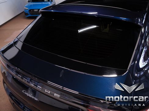 Used 2021 Porsche Cayenne Coupe w/ Premium Package image 14