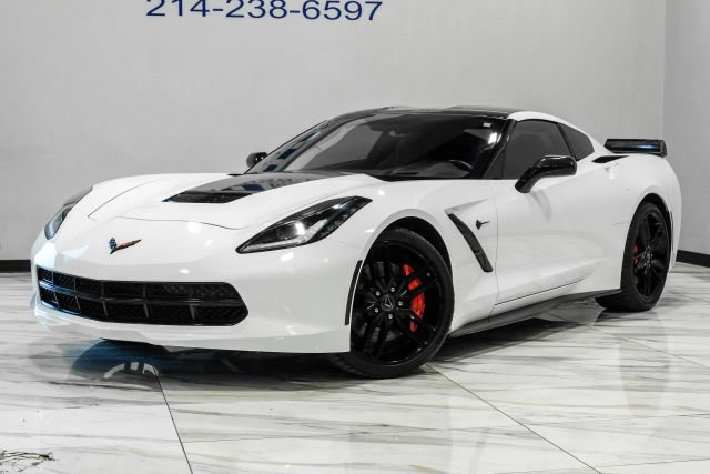 Used 2015 Chevrolet Corvette Stingray Coupe w/ 2LT Preferred Equipment Group RWD image 2