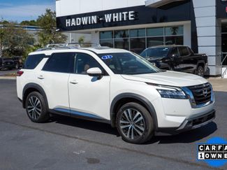 Used 2023 Nissan Pathfinder Platinum video 1