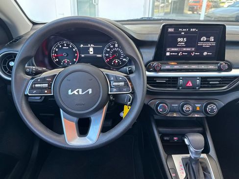 Certified 2023 Kia Forte LXS FWD image 15