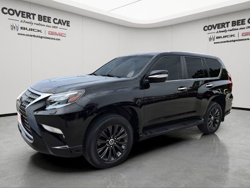 Used 2022 Lexus GX 460 Luxury w/ Sport Design Package image 3