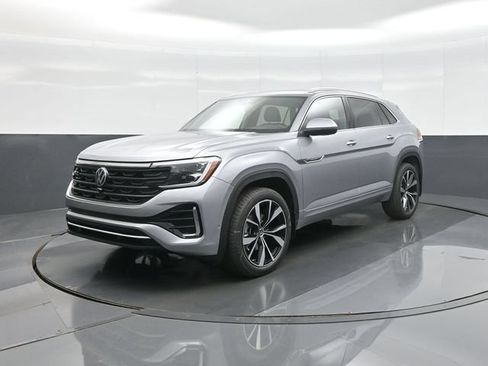 New 2026 Volkswagen Atlas Cross Sport SEL Premium R-Line AWD/4WD image 3