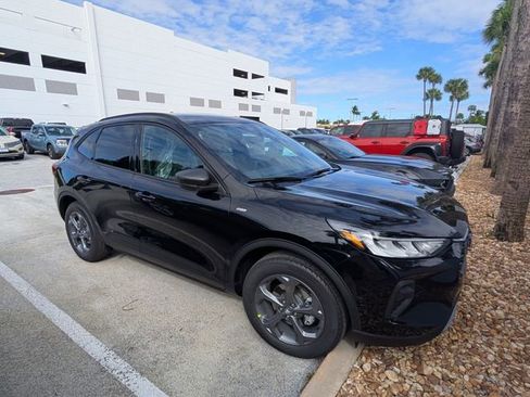 New 2026 Ford Escape ST-Line FWD image 2