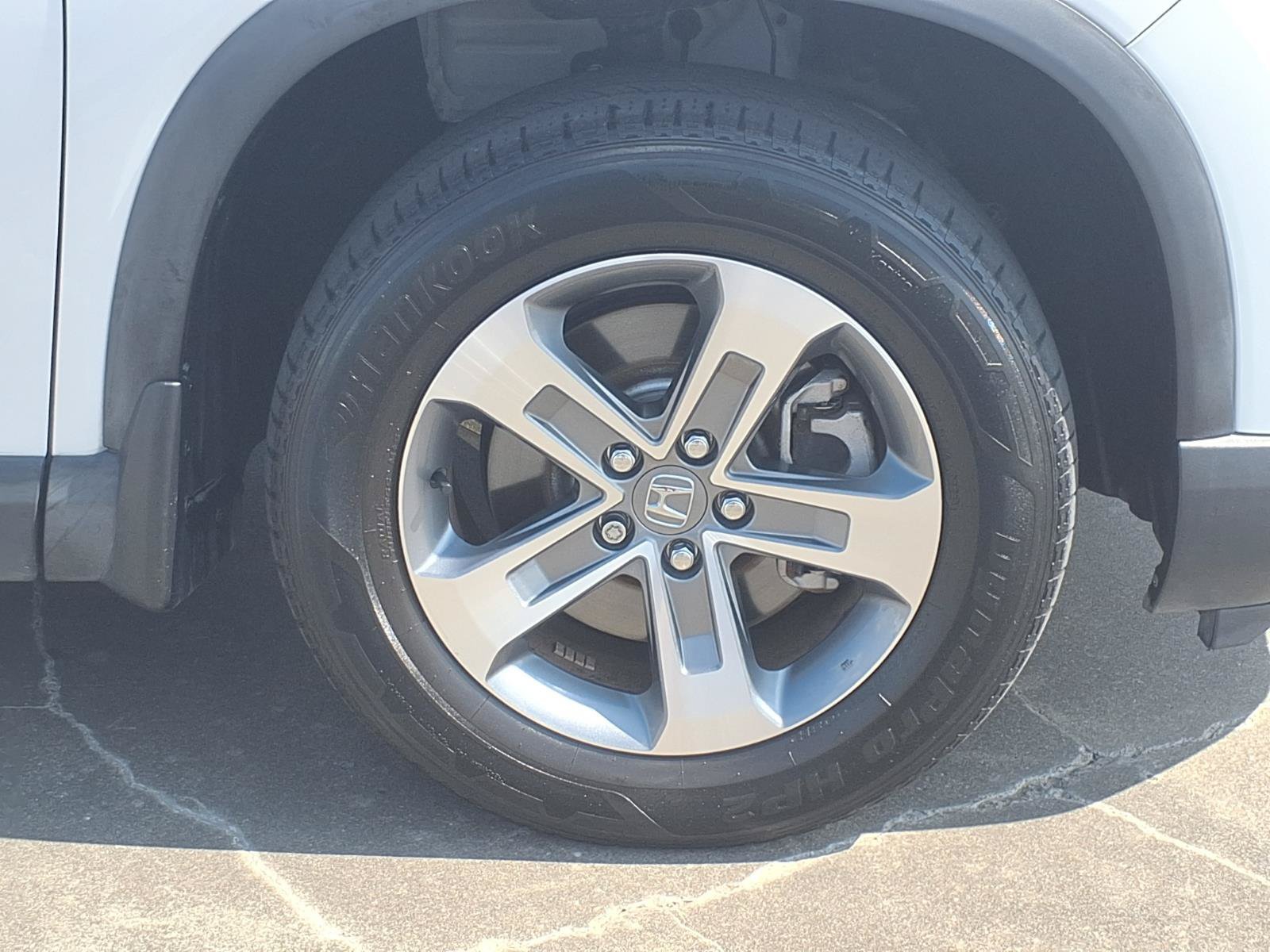 Certified 2024 Honda Pilot EX-L image 9