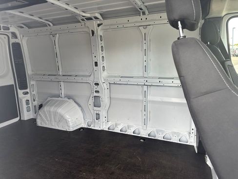 Used 2024 RAM ProMaster 1500 w/ Convenience Group FWD image 7