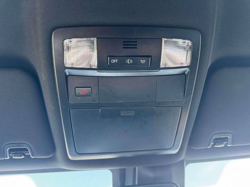Used 2023 Toyota Tacoma TRD Sport AWD/4WD image 32