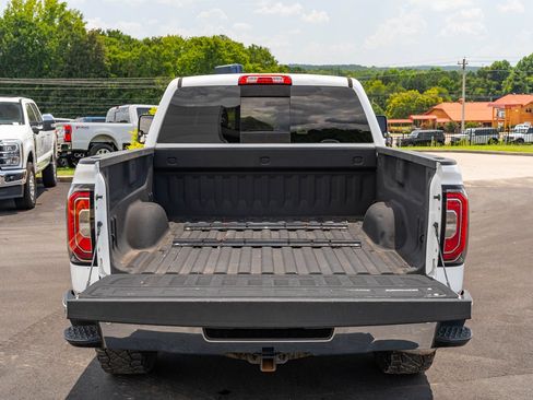 Used 2018 GMC Sierra 1500 SLT w/ Texas SLT Premium Package AWD/4WD image 15