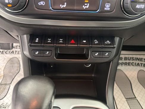 Used 2022 Chevrolet Colorado ZR2 image 36