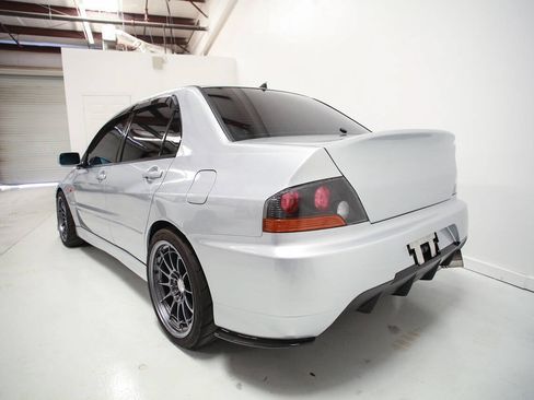 Used 2003 Mitsubishi Lancer Evolution AWD/4WD image 4