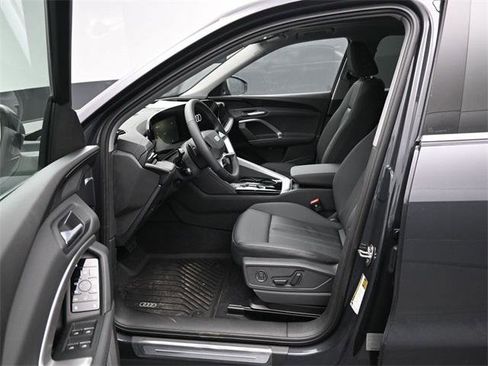 New 2025 Audi Q5 Premium image 9