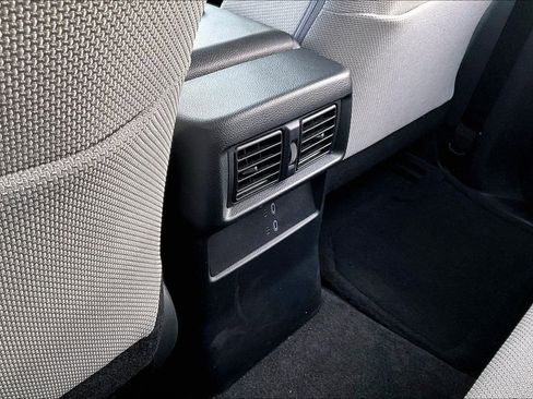 Used 2025 Toyota 4Runner SR5 image 32