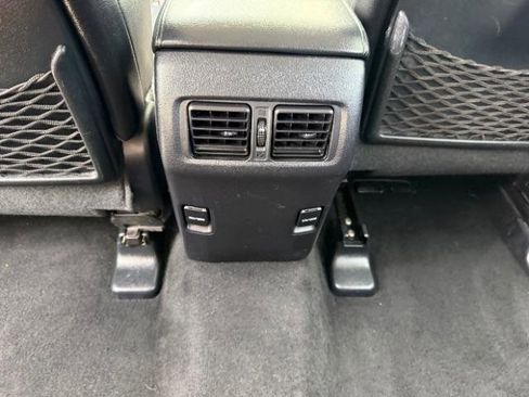 Used 2015 Toyota 4Runner Limited AWD/4WD image 33