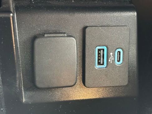Used 2023 Ford Explorer XLT w/ Equipment Group 202A AWD/4WD image 35