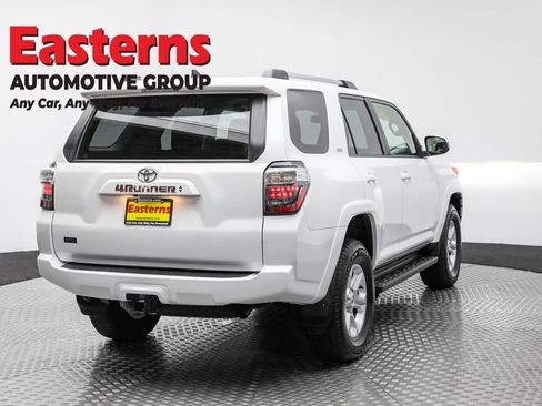 Used 2024 Toyota 4Runner SR5 image 5