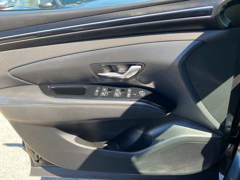 Certified 2022 Hyundai Tucson SEL w/ Convenience Package image 17