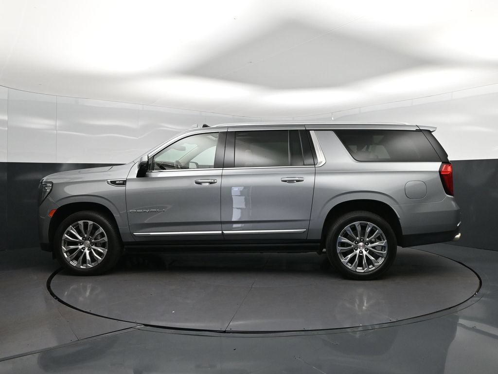 Used 2023 GMC Yukon XL Denali w/ LPO, Floor Liner Package RWD image 4