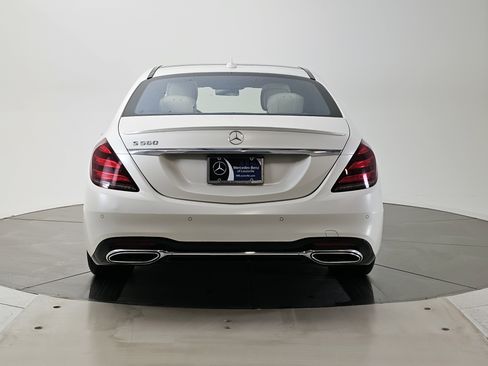 Used 2019 Mercedes-Benz S 560 Sedan image 4