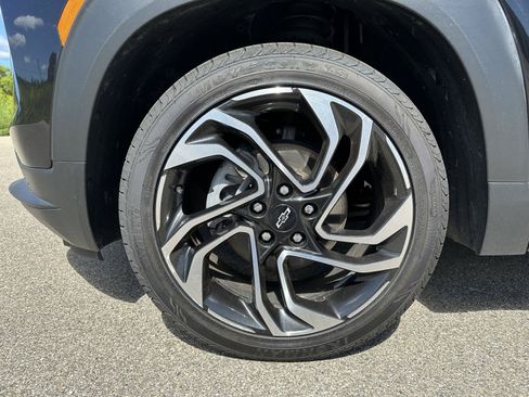 Used 2024 Chevrolet TrailBlazer RS FWD image 11