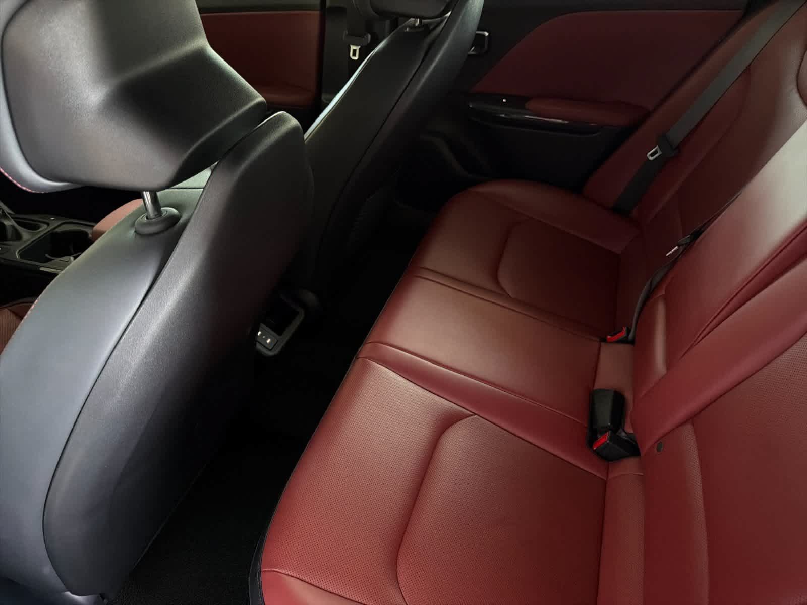 Used 2025 Kia K4 GT-Line w/ GT-Line Premium Package FWD image 4