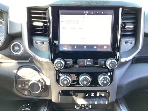 New 2026 RAM 1500 Express AWD/4WD image 13
