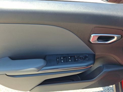 Used 2025 Kia K4 FWD image 23