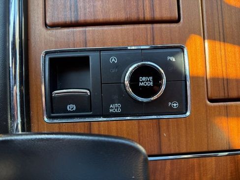 Used 2019 Lincoln Navigator Reserve image 49