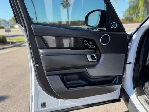 Used 2020 Land Rover Range Rover Long Wheelbase HSE image 8