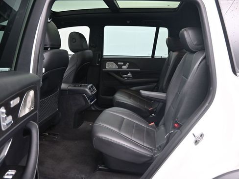 Used 2022 Mercedes-Benz GLS 450 4MATIC image 28