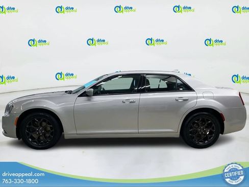 Used 2020 Chrysler 300 S AWD/4WD image 9