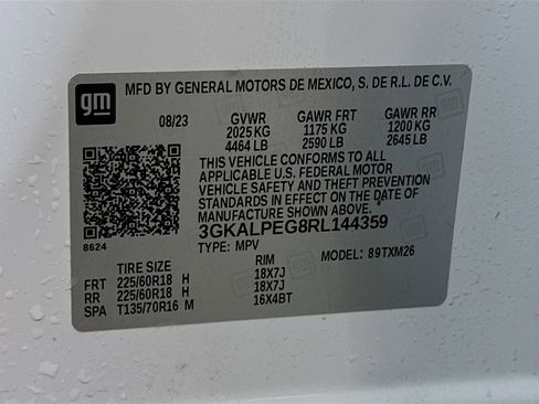 Used 2024 GMC Terrain SLT image 29